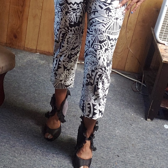 Romper - Picture 4 of 4